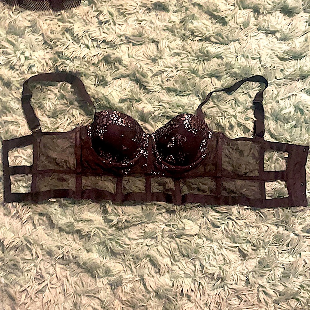 Black / Victoria’s Secret / Bralette
